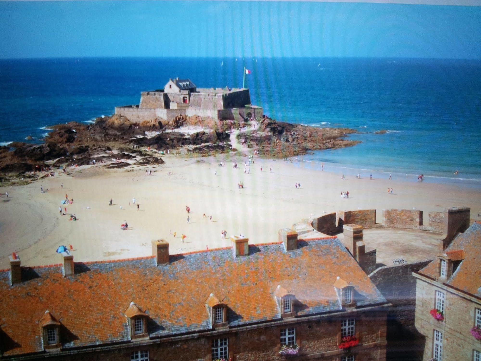 Appartement Saint Malo Vue Sur Mer Et Sur Intra Muros, Ferry, Plage Et Commerces A 50 M Dış mekan fotoğraf